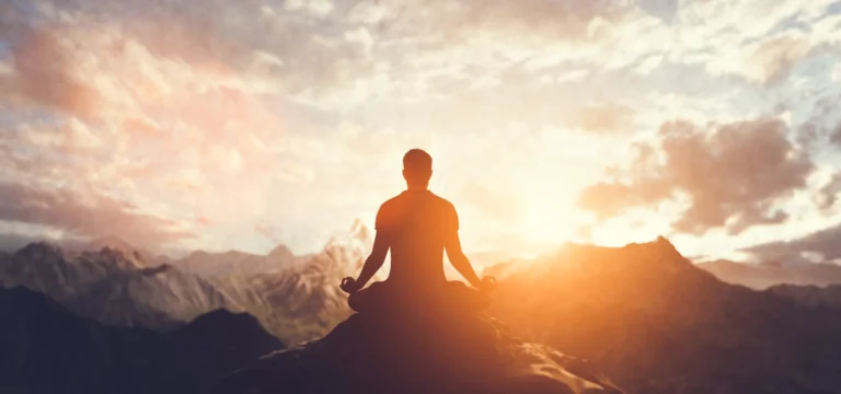 Избегание в Священных Одеждах